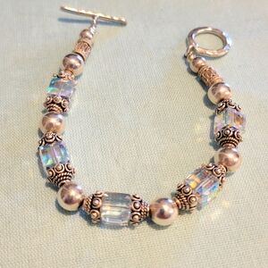 STERLING SILVER BEADS AND CRYSTAL STONES BRACELET. 71/2" LONG